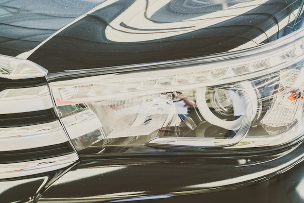 Настройка горизонтального направления света