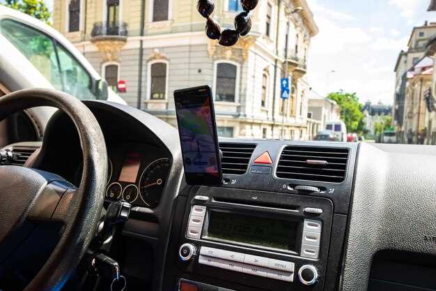 Процесс скачивания Яндекс Карт и перенос на магнитолу